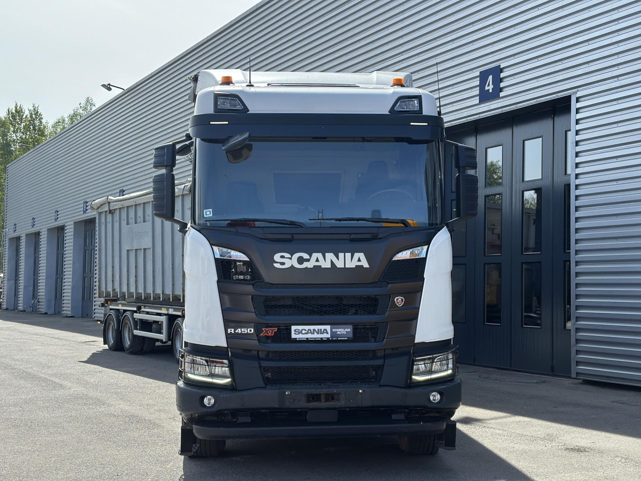 SCANIA R 450 B6x4HA - Cab chassis truck: picture 2 SCANIA R 450 B6x4HA - Cab chassis truck: picture 2