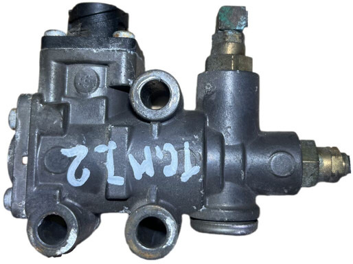 MAN - Fuel pump: picture 3 MAN - Fuel pump: picture 3