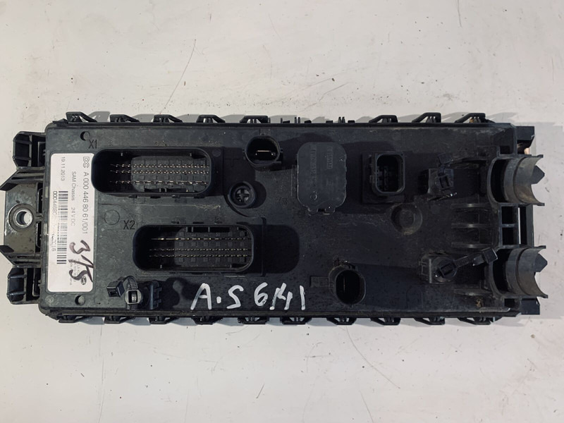 Mercedes-Benz ACTROS - ECU: picture 3 Mercedes-Benz ACTROS - ECU: picture 3