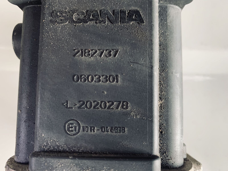 Scania 124 - Muffler/ Exhaust system: picture 3 Scania 124 - Muffler/ Exhaust system: picture 3