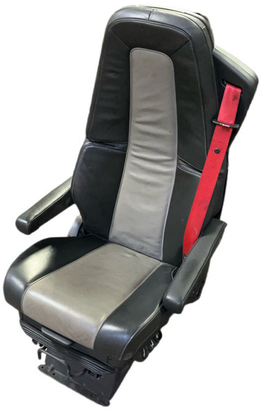 Volvo 2022 FM/FH seat - Seat: picture 3 Volvo 2022 FM/FH seat - Seat: picture 3