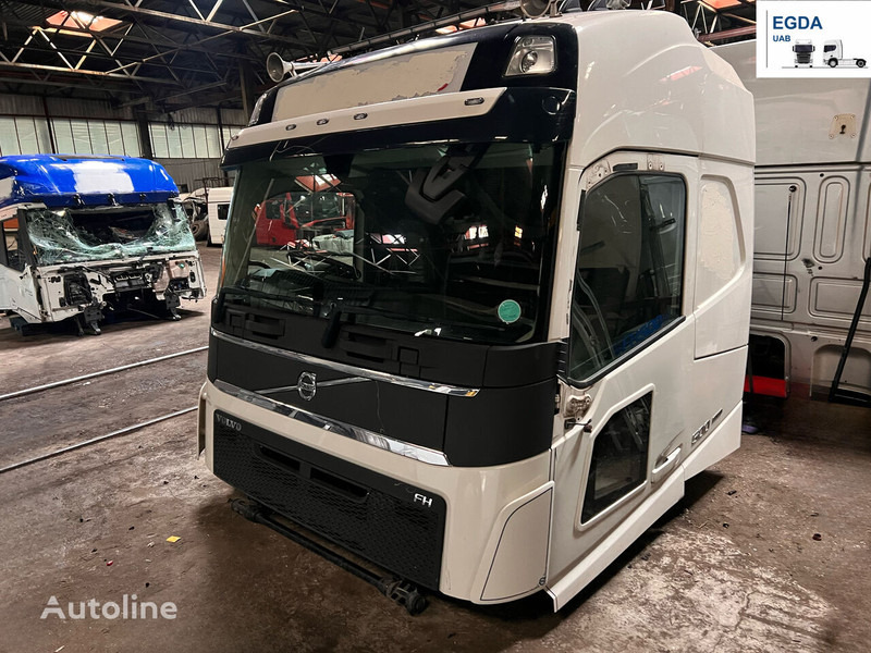 Volvo FH Left side doors - Door and parts: picture 2 Volvo FH Left side doors - Door and parts: picture 2