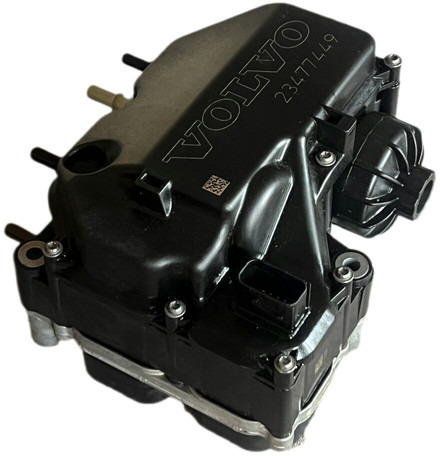 Volvo FH5/Aero - Muffler/ Exhaust system: picture 2 Volvo FH5/Aero - Muffler/ Exhaust system: picture 2