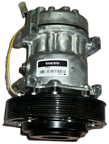 Volvo FH5/Aero - A/C compressor: picture 2 Volvo FH5/Aero - A/C compressor: picture 2