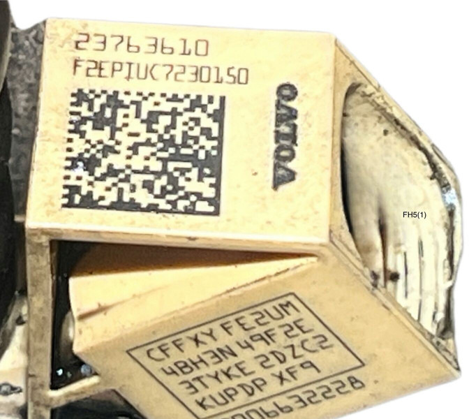 Volvo - Fuel filter: picture 4 Volvo - Fuel filter: picture 4