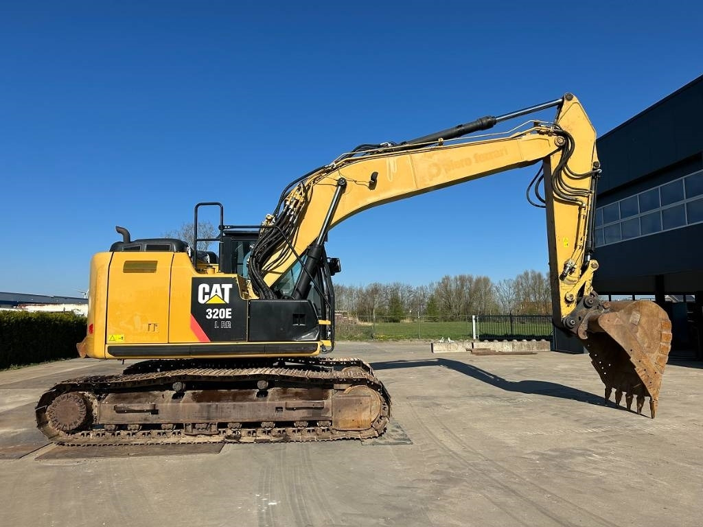 CAT 320 E - Crawler excavator: picture 5 CAT 320 E - Crawler excavator: picture 5