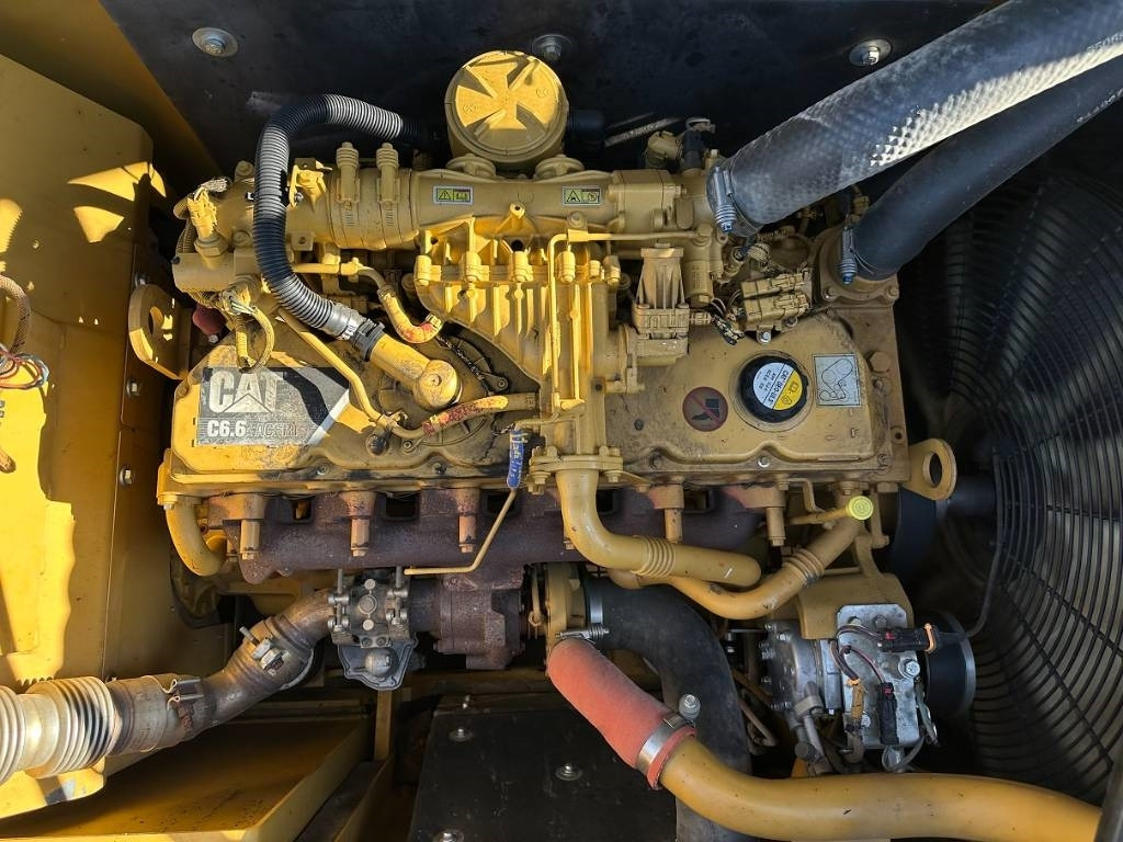 Crawler excavator CAT 320 EL RR: picture 8
