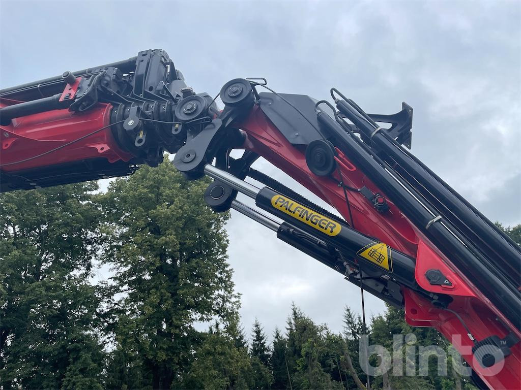 Dropside/ Flatbed truck, Crane truck 4-Achser-Pritsche mit Ladekran hinter Fahrerhaus (2023): picture 24