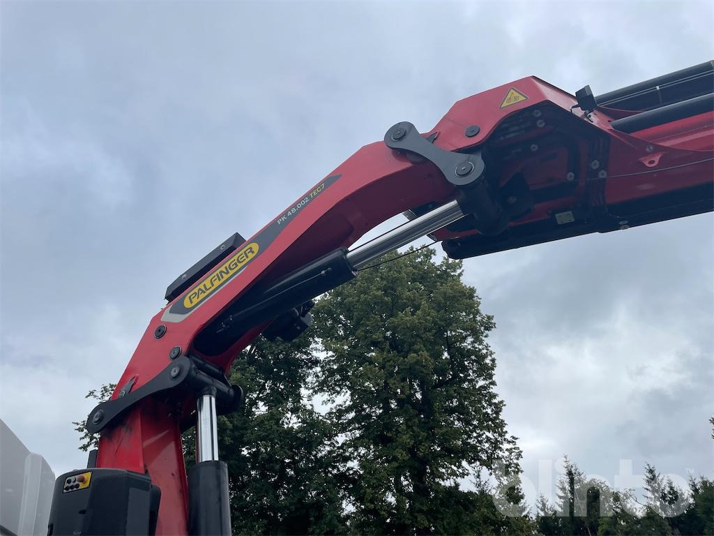 Dropside/ Flatbed truck, Crane truck 4-Achser-Pritsche mit Ladekran hinter Fahrerhaus (2023): picture 26