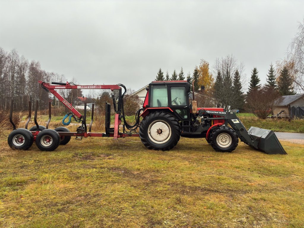 BELARUS MTZ 562 / Patu 595 - Farm tractor, Forestry trailer: picture 4 BELARUS MTZ 562 / Patu 595 - Farm tractor, Forestry trailer: picture 4