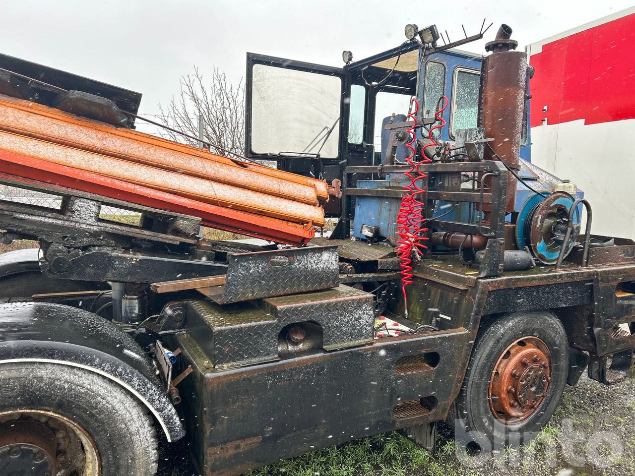 BOLLNÄS 304 T - Terminal tractor: picture 3 BOLLNÄS 304 T - Terminal tractor: picture 3