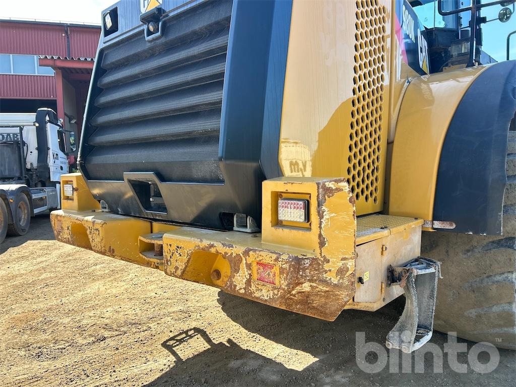 Wheel loader CATERPILLAR 980K: picture 23