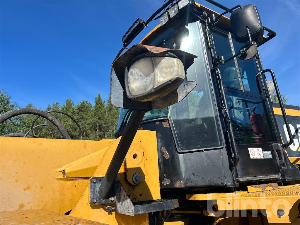 Wheel loader CATERPILLAR 980K: picture 36