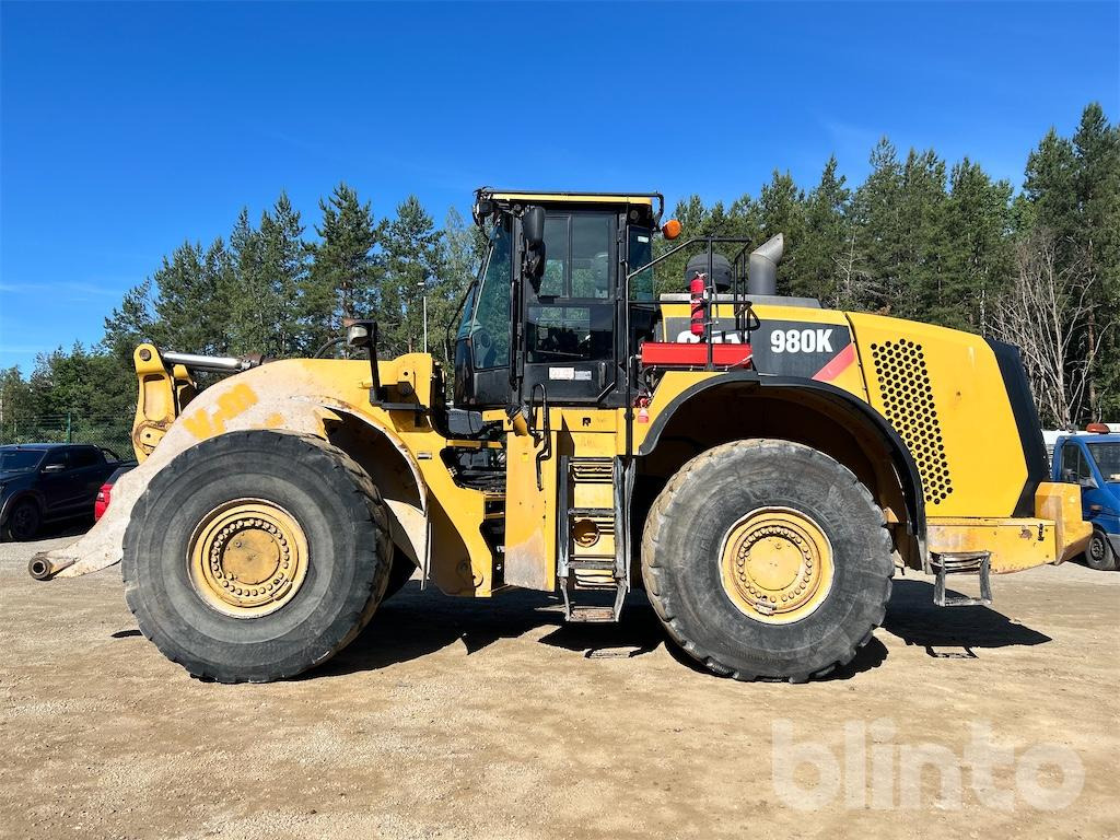 Wheel loader CATERPILLAR 980K: picture 8