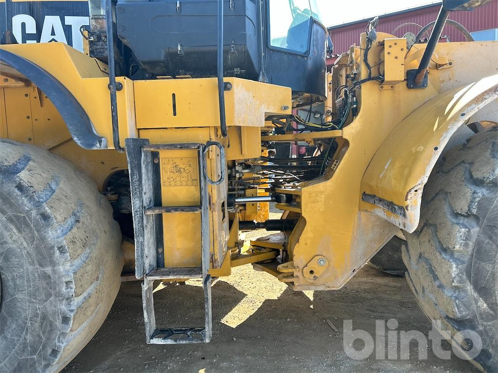 Wheel loader CATERPILLAR 980K: picture 19