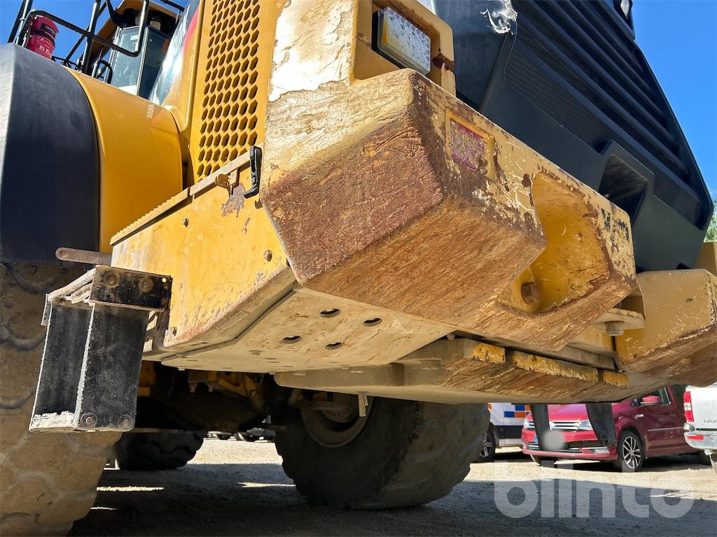 Wheel loader CATERPILLAR 980K: picture 29