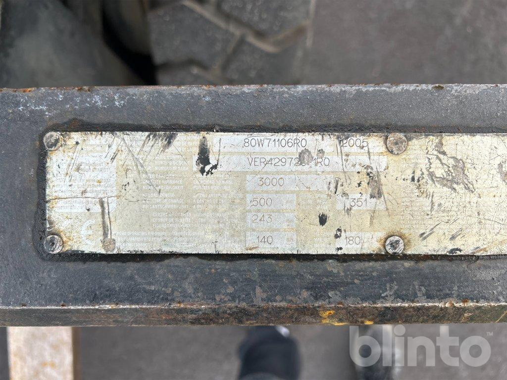 Diesel forklift Caterpillar DP30N: picture 17