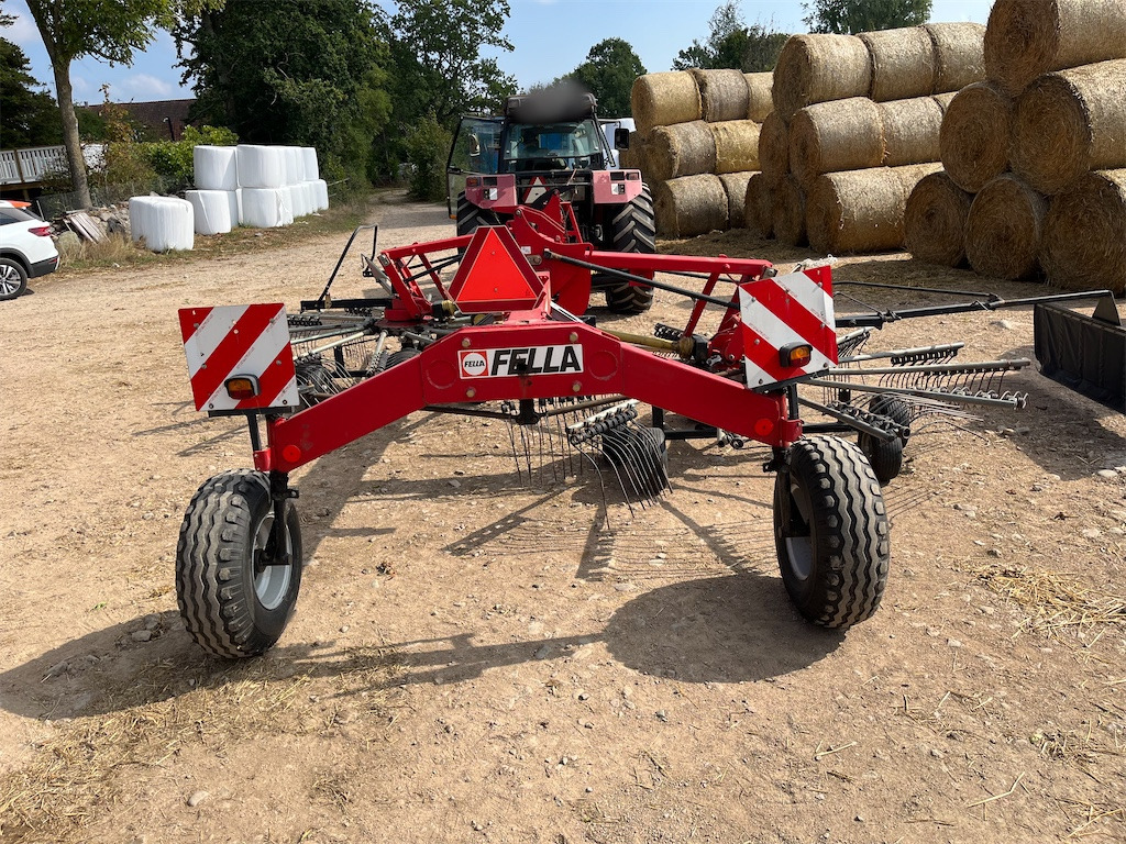 Fella TS 1603 - Tedder/ Rake: picture 4 Fella TS 1603 - Tedder/ Rake: picture 4