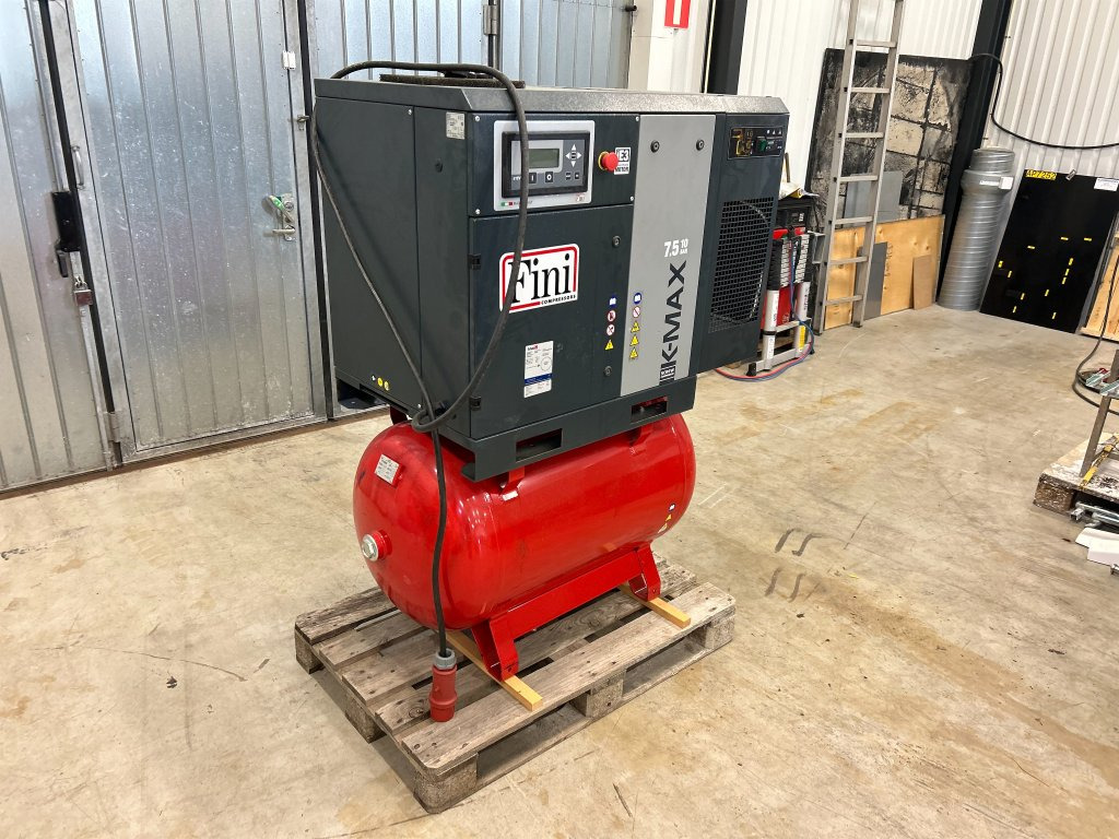 Fini K-Max 7,5-10-270F med tank och kyltork - Industrial HVAC equipment: picture 1 Fini K-Max 7,5-10-270F med tank och kyltork - Industrial HVAC equipment: picture 1