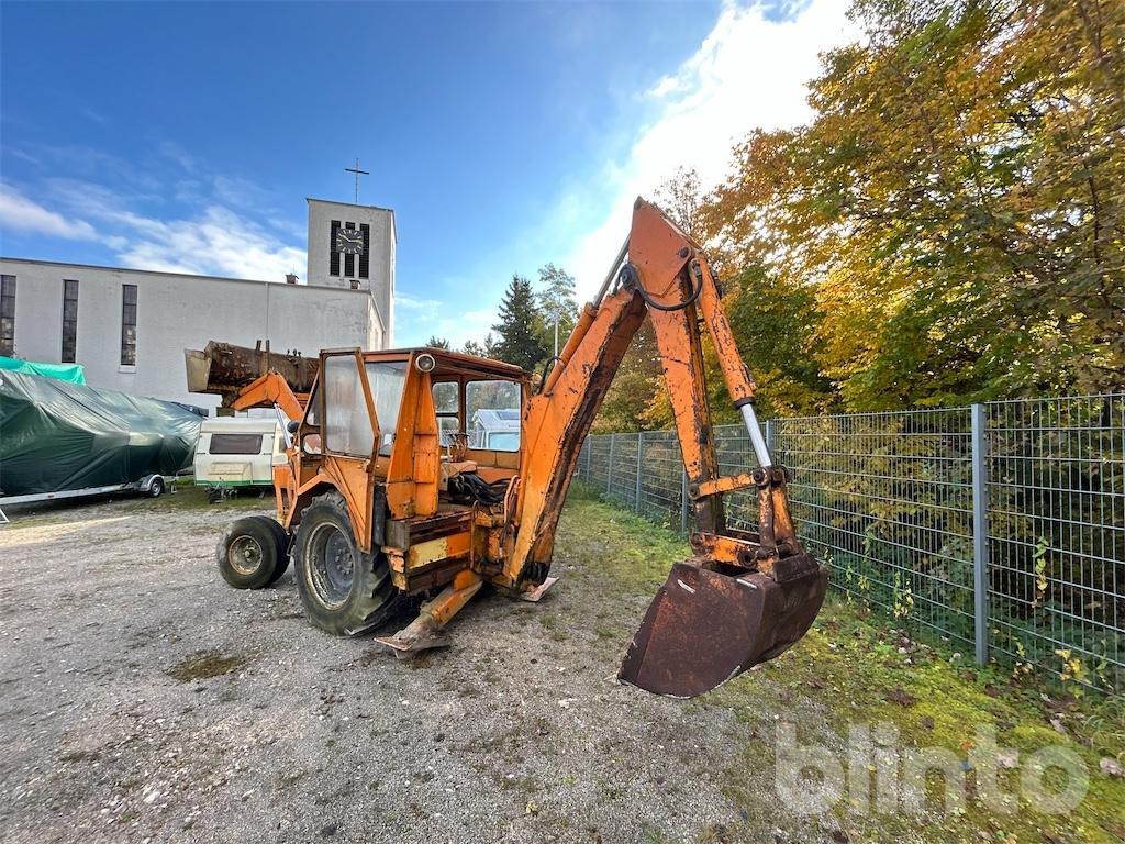 Ford 4500 S - Backhoe loader: picture 3 Ford 4500 S - Backhoe loader: picture 3