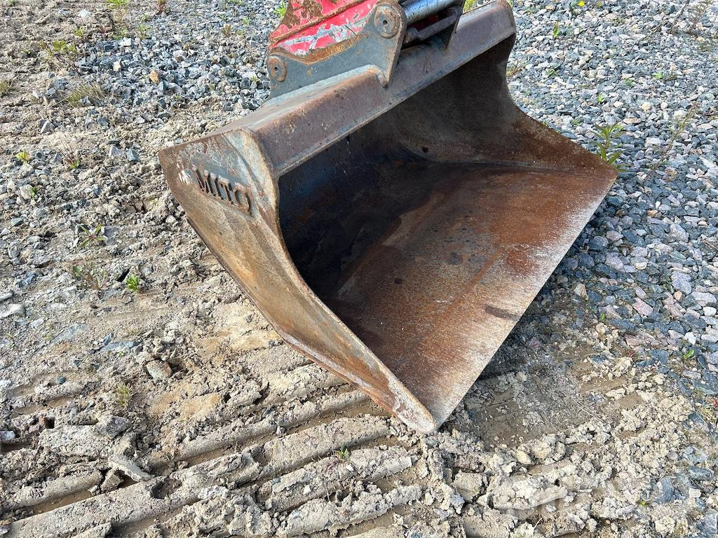 Crawler excavator Hitachi: picture 21