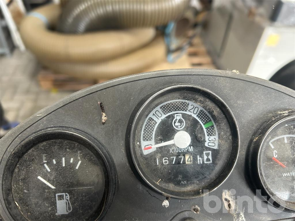 Garden mower ISEKI SF310FH: picture 24