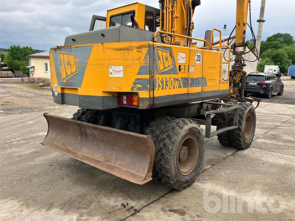 JCB JS130 W (1994) - Waste/ Industry handler: picture 3 JCB JS130 W (1994) - Waste/ Industry handler: picture 3