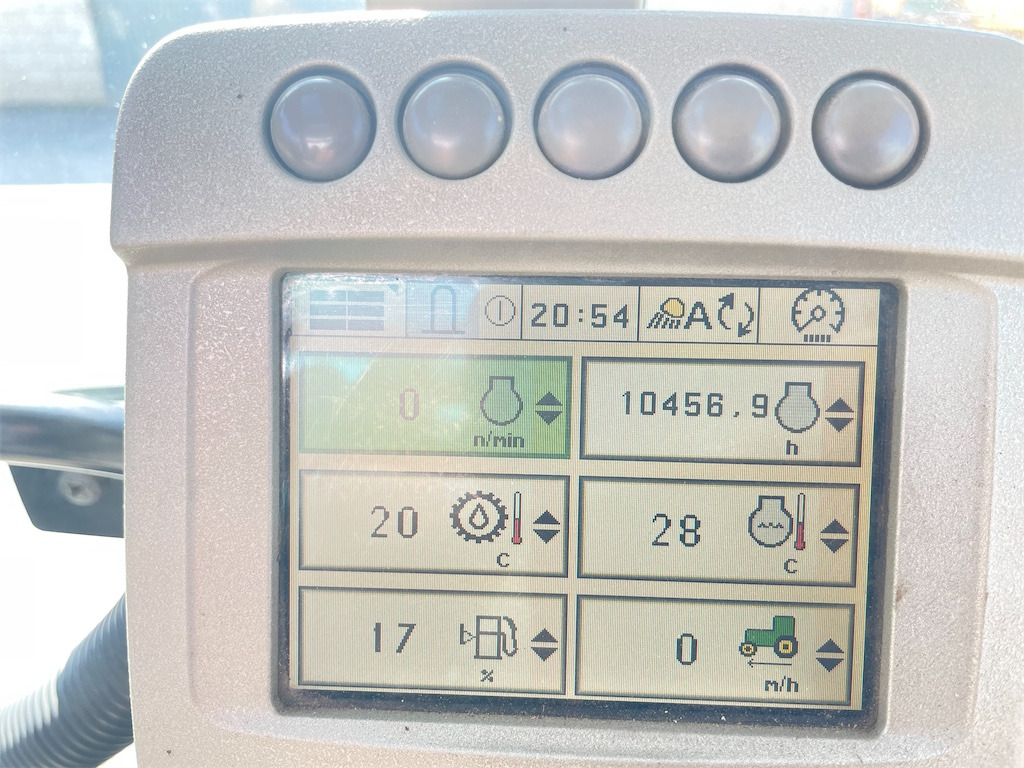 John Deere 6330 Premium (2007) - Farm tractor: picture 5 John Deere 6330 Premium (2007) - Farm tractor: picture 5