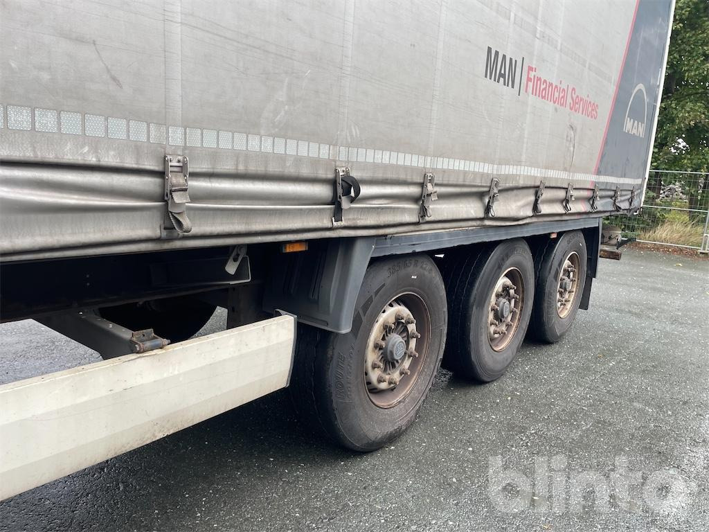 Curtainsider semi-trailer Krone SD (2016): picture 31