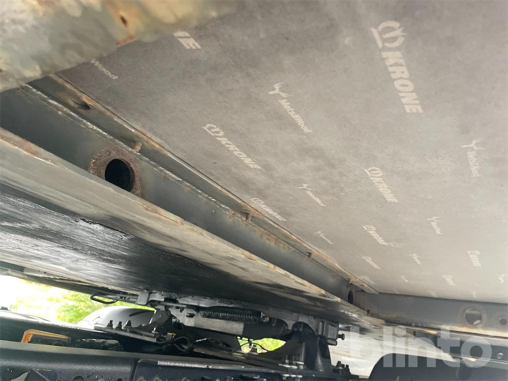Curtainsider semi-trailer Krone SD (2016): picture 21