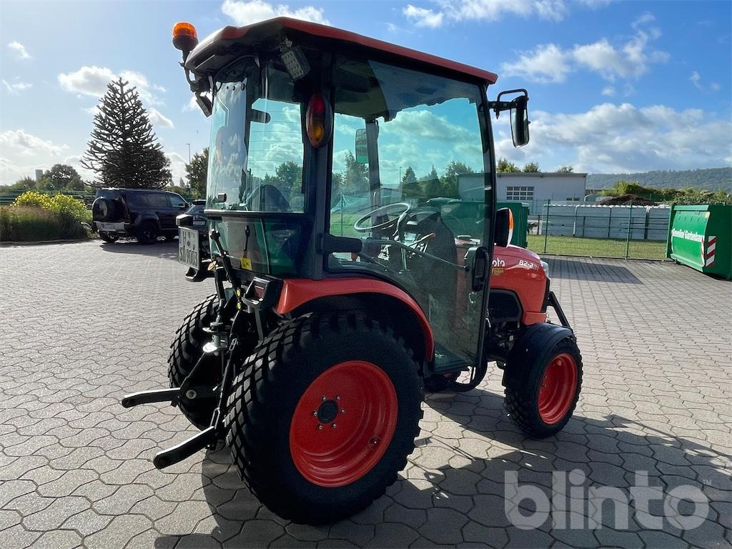 Kubota B2231 HC (Allrad) - Farm tractor: picture 3 Kubota B2231 HC (Allrad) - Farm tractor: picture 3