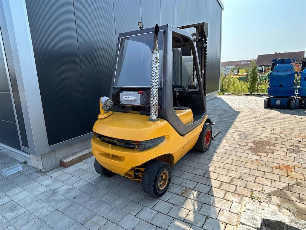 LINDE H20D (1990) - Forklift: picture 4 LINDE H20D (1990) - Forklift: picture 4