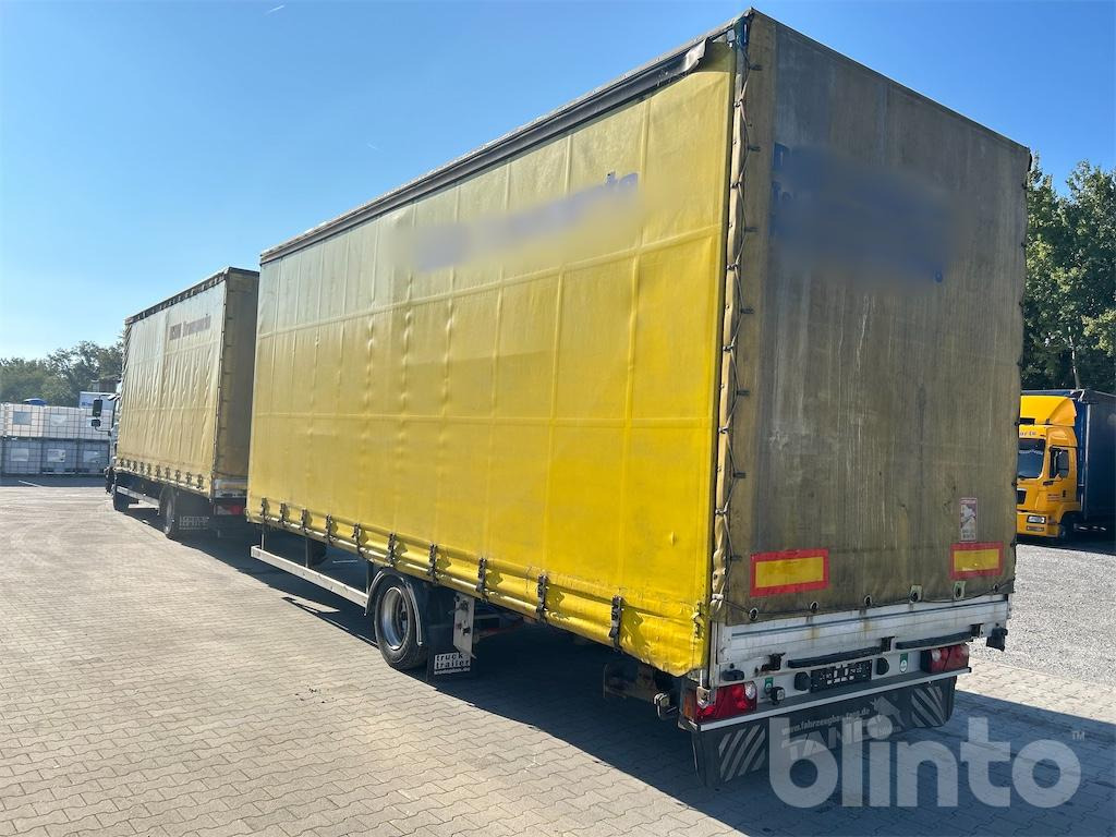MAN TGL 8.250 (2011) - Curtainsider truck: picture 3 MAN TGL 8.250 (2011) - Curtainsider truck: picture 3