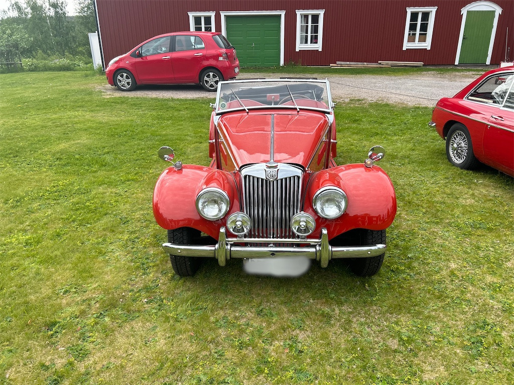 MG TF - Car: picture 2 MG TF - Car: picture 2