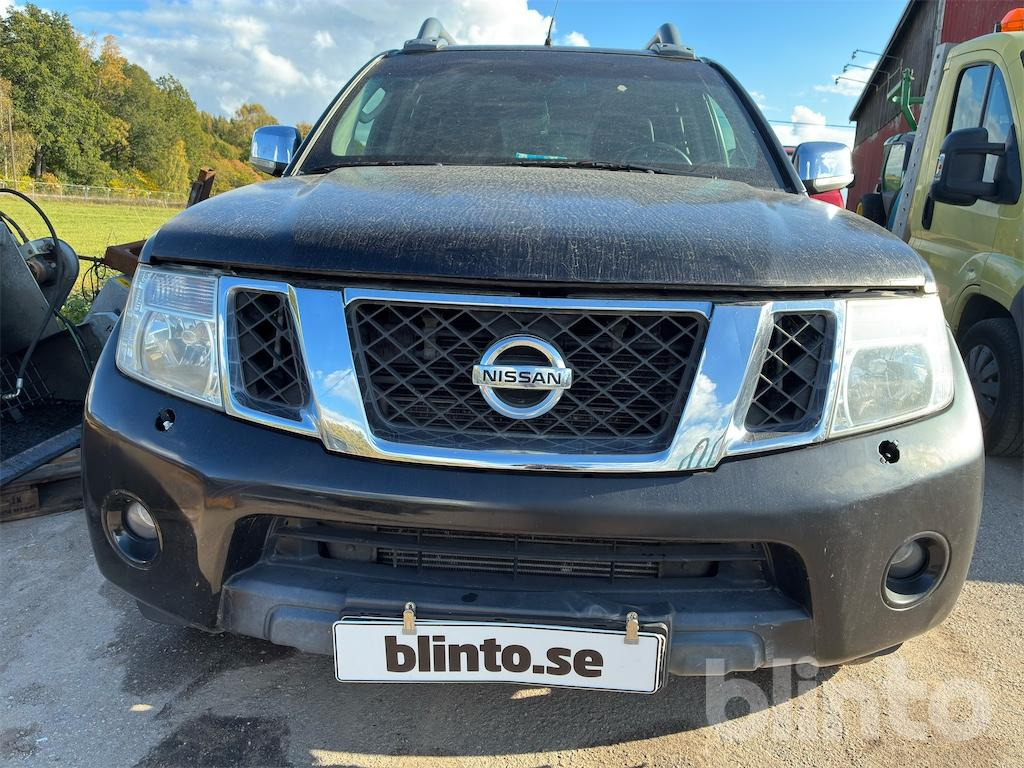 NISSAN - Car: picture 2 NISSAN - Car: picture 2