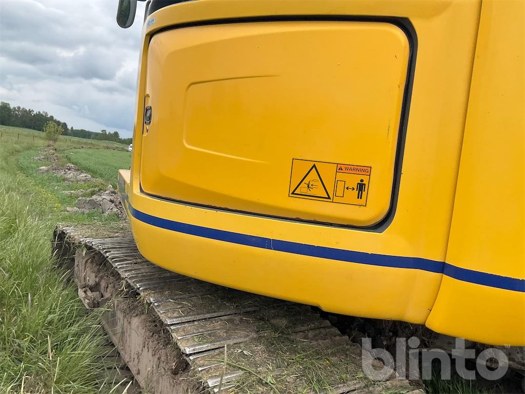 Crawler excavator New Holland kobelco E235 B se: picture 23