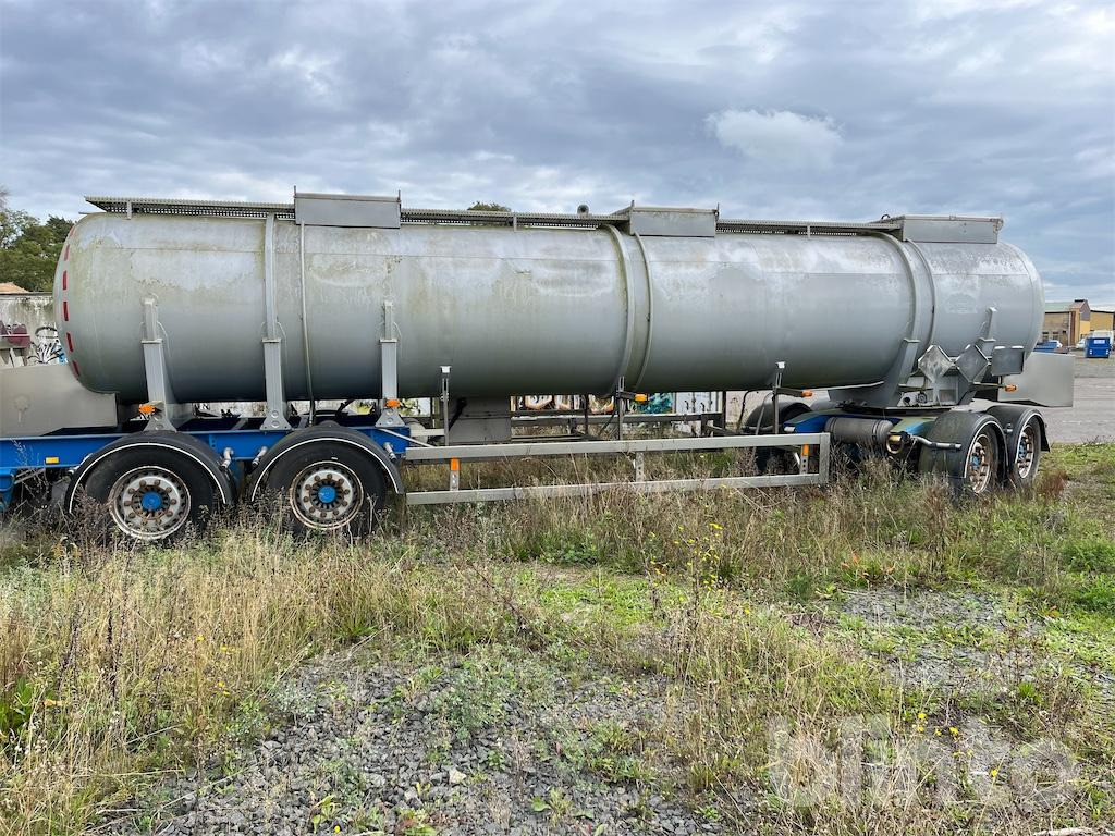 OBAS ADR 22-1 - Tank trailer: picture 3 OBAS ADR 22-1 - Tank trailer: picture 3