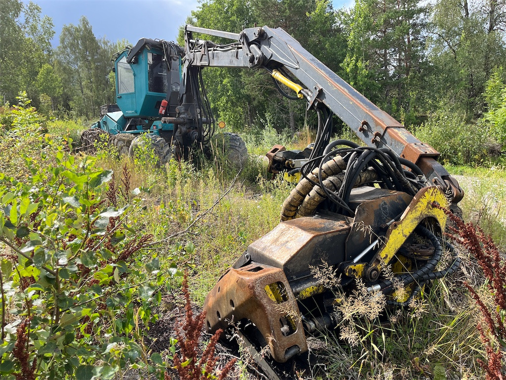 Ösa som grund, sen påbygd med Timberjackhytt - Forestry harvester: picture 4 Ösa som grund, sen påbygd med Timberjackhytt - Forestry harvester: picture 4