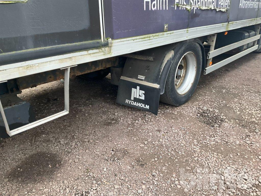 Box truck SCANIA P94DB4X2LB230: picture 28