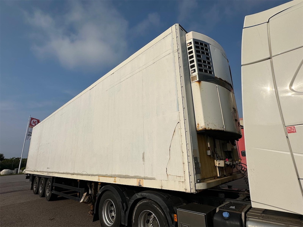 SCHMITZ SKO 24 - Refrigerator semi-trailer: picture 3 SCHMITZ SKO 24 - Refrigerator semi-trailer: picture 3