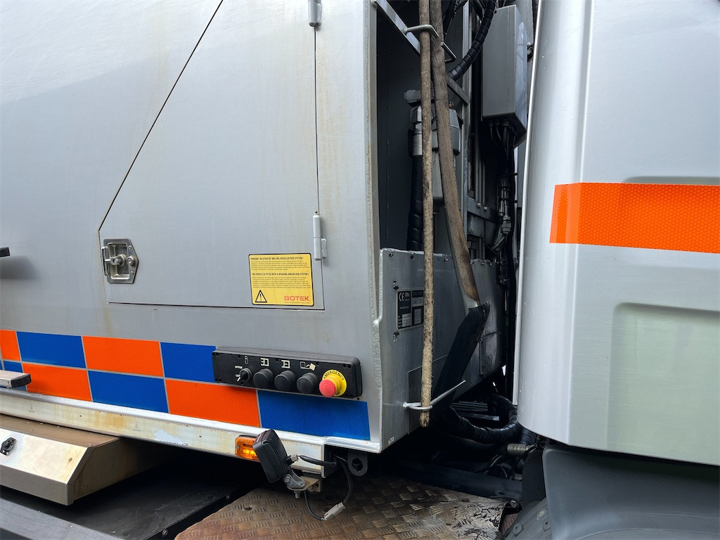 Garbage truck Scania P340 6x2 9.3 CNG: picture 42 Garbage truck Scania P340 6x2 9.3 CNG: picture 42