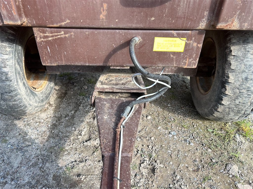 Farm trailer Sonny 8m3 med spannmålsvagn: picture 39