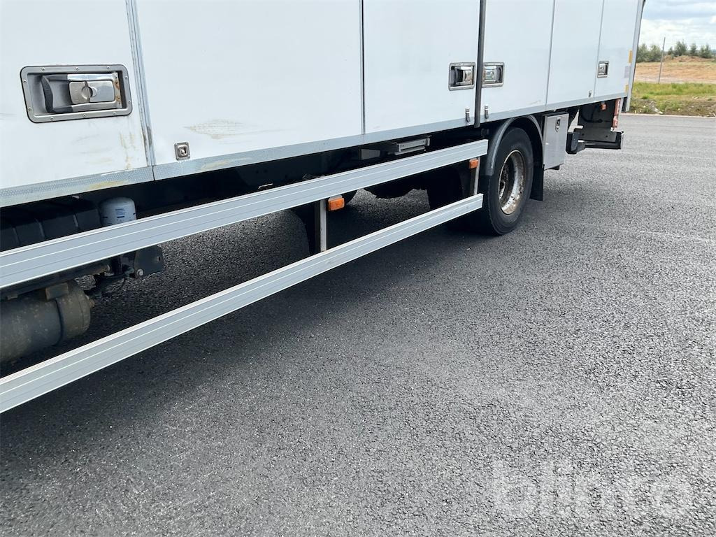Truck VOLVO FL: picture 22