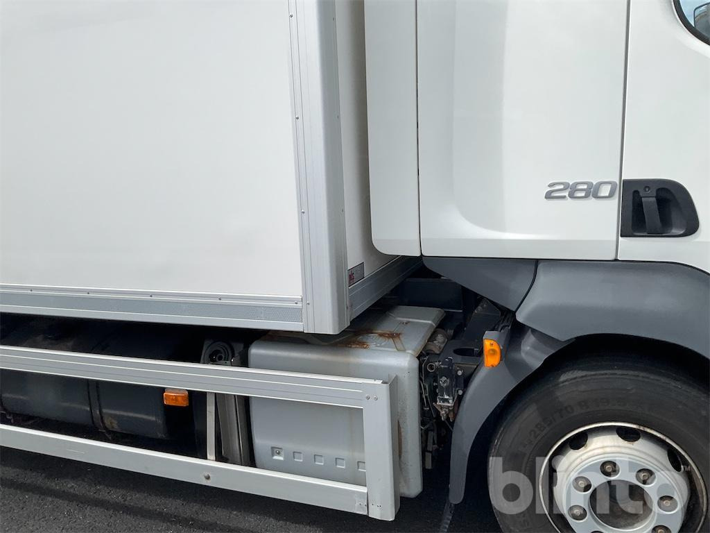Truck VOLVO FL: picture 47