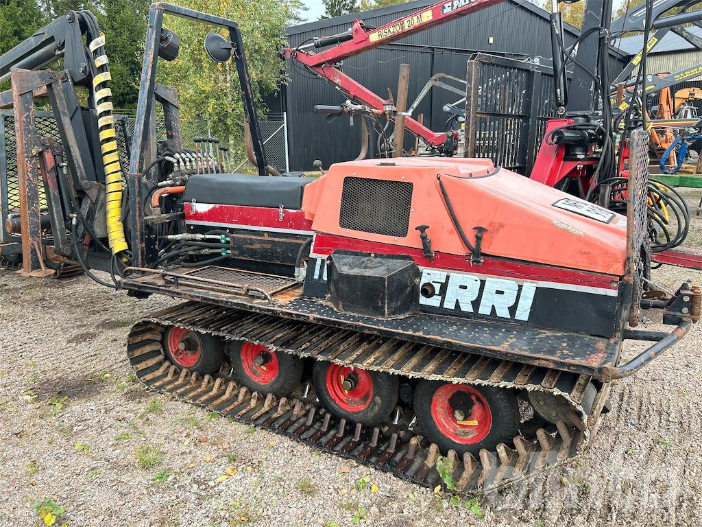 VALMET TERRI 1020 D - Forwarder: picture 5 VALMET TERRI 1020 D - Forwarder: picture 5