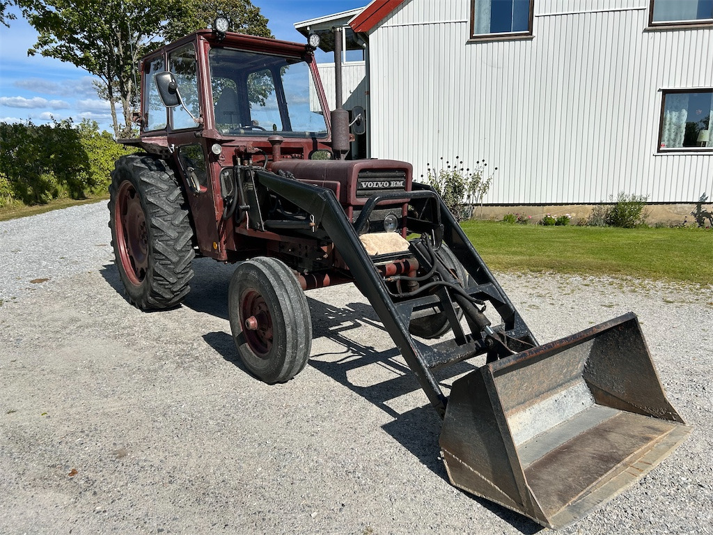 VOLVO-BM T 430 - Farm tractor: picture 3 VOLVO-BM T 430 - Farm tractor: picture 3