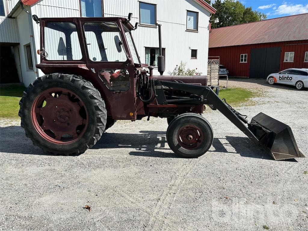 VOLVO-BM T 430 - Farm tractor: picture 4 VOLVO-BM T 430 - Farm tractor: picture 4