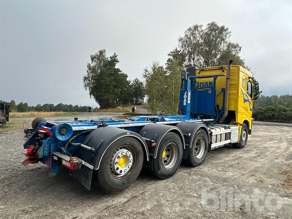 VOLVO FH 540 8*4 tridem - Hook lift truck: picture 3 VOLVO FH 540 8*4 tridem - Hook lift truck: picture 3
