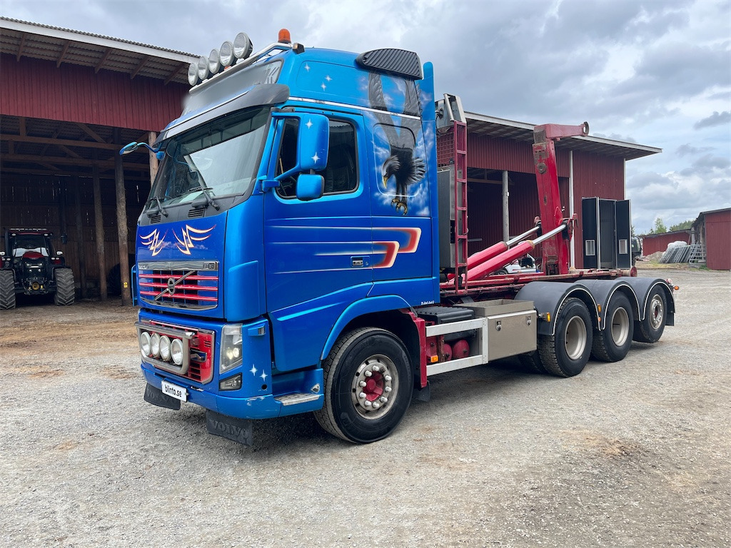 VOLVO FH16 8*4 - Hook lift truck: picture 1 VOLVO FH16 8*4 - Hook lift truck: picture 1