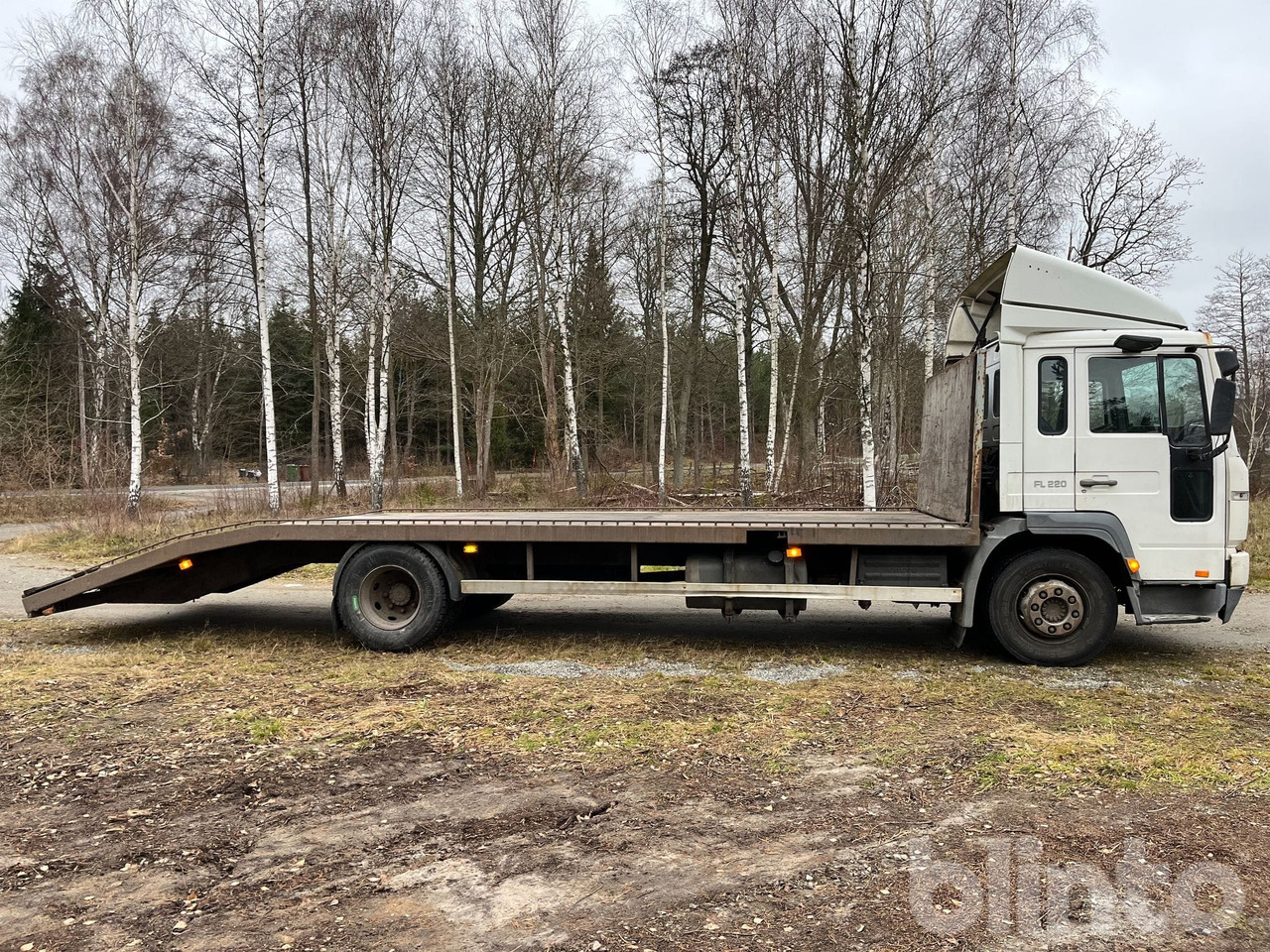 VOLVO FL6 H - Autotransporter truck: picture 4 VOLVO FL6 H - Autotransporter truck: picture 4